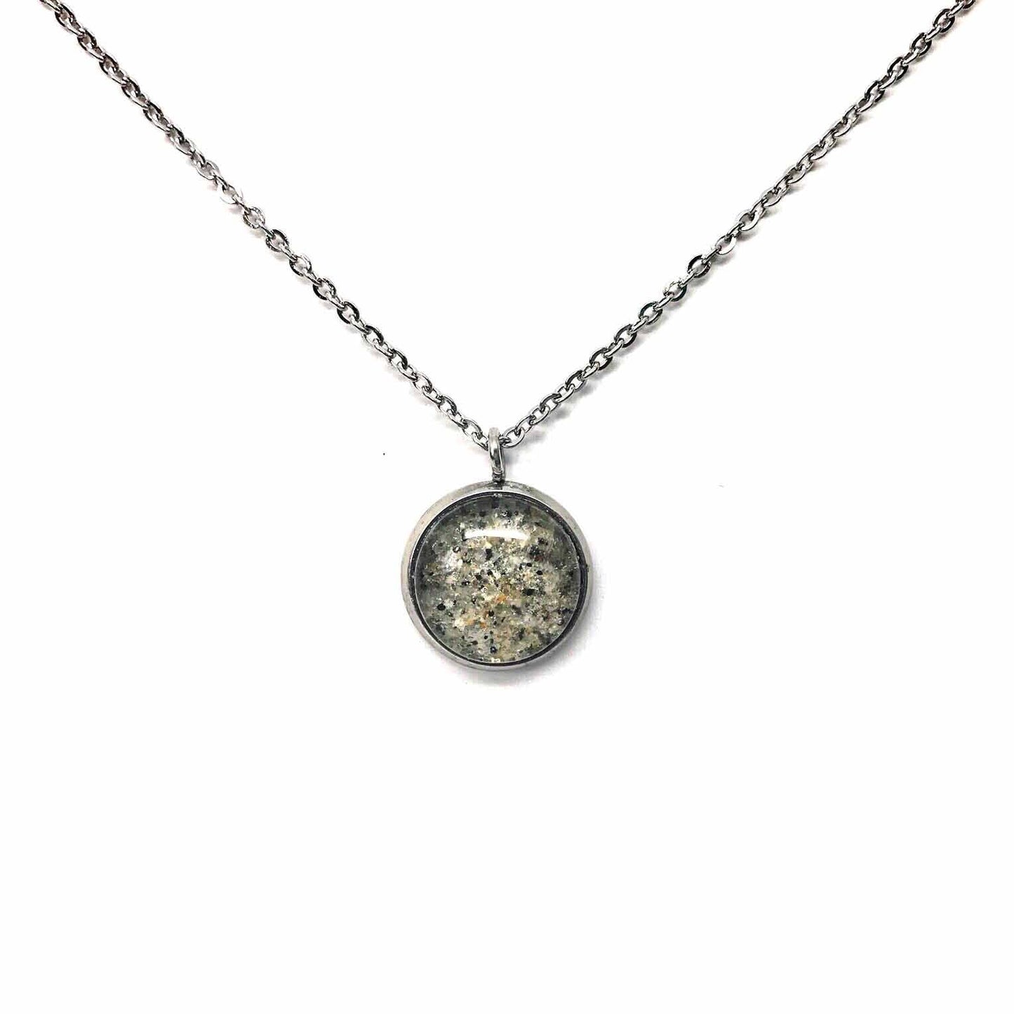Small Round Necklace