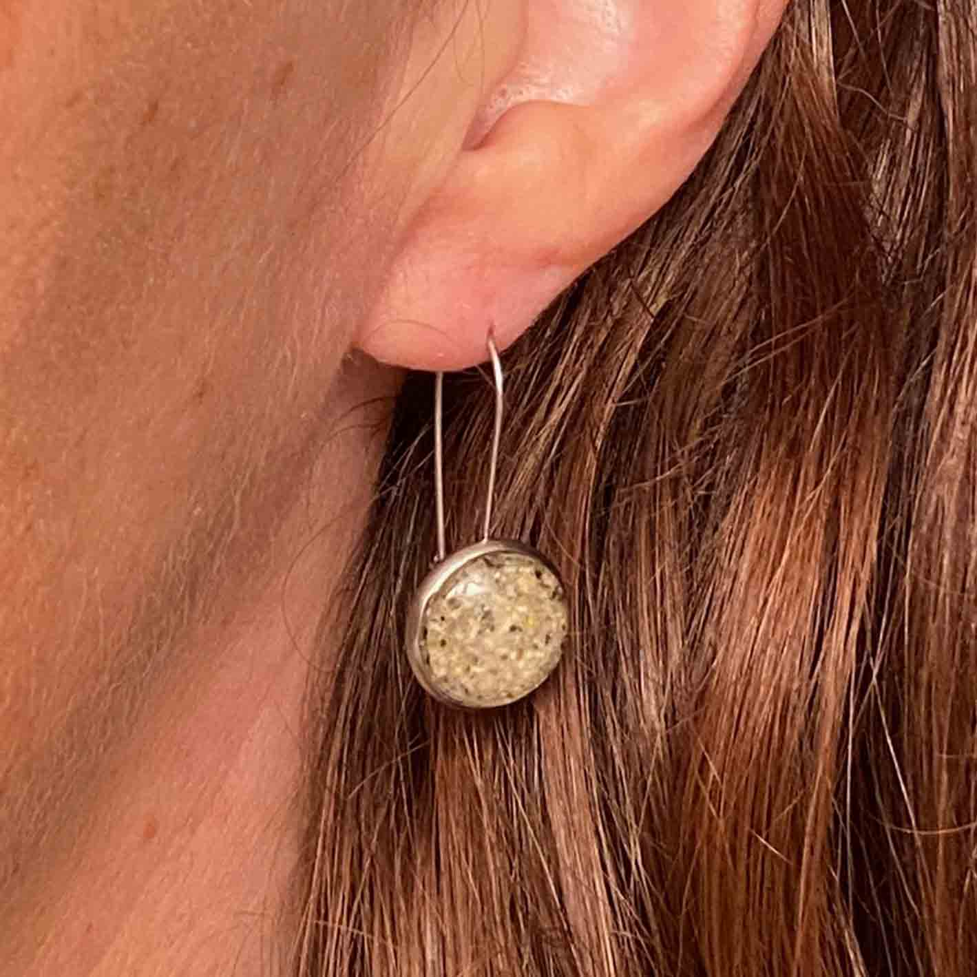 Buy 250pcs Kidney Wire Earrings 24mm Gold Silver Earring Hook Wholesale  Oval Hoop Ear Findings Online in India - Etsy