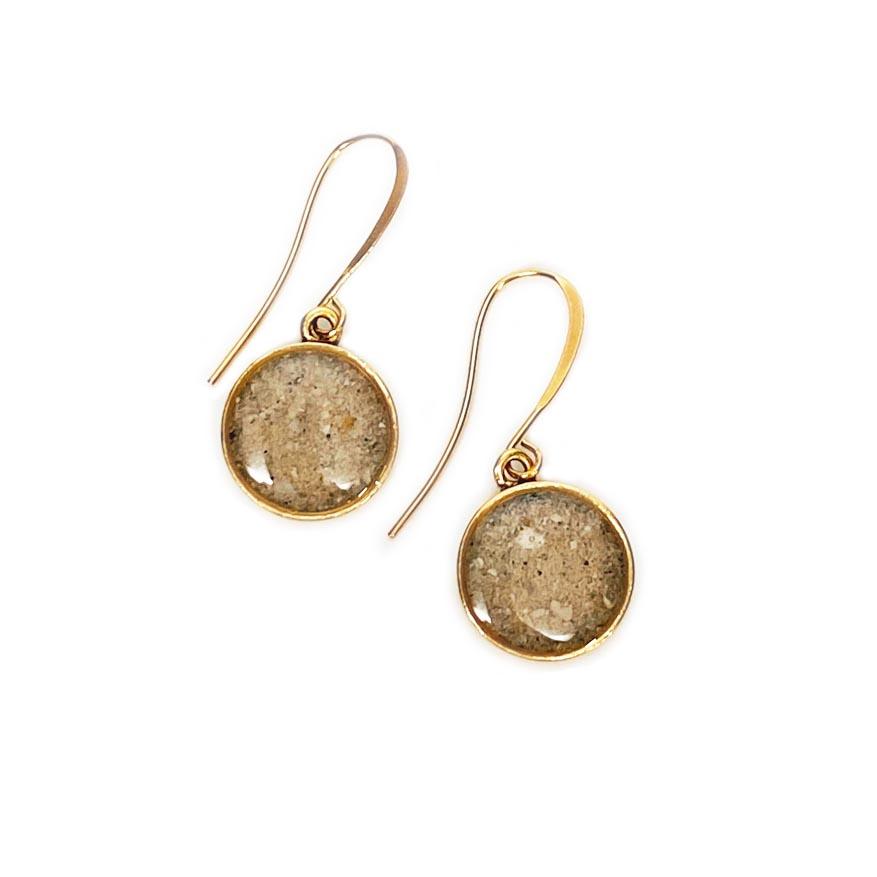 Load image into Gallery viewer, Short Dangle Gold Earrings
